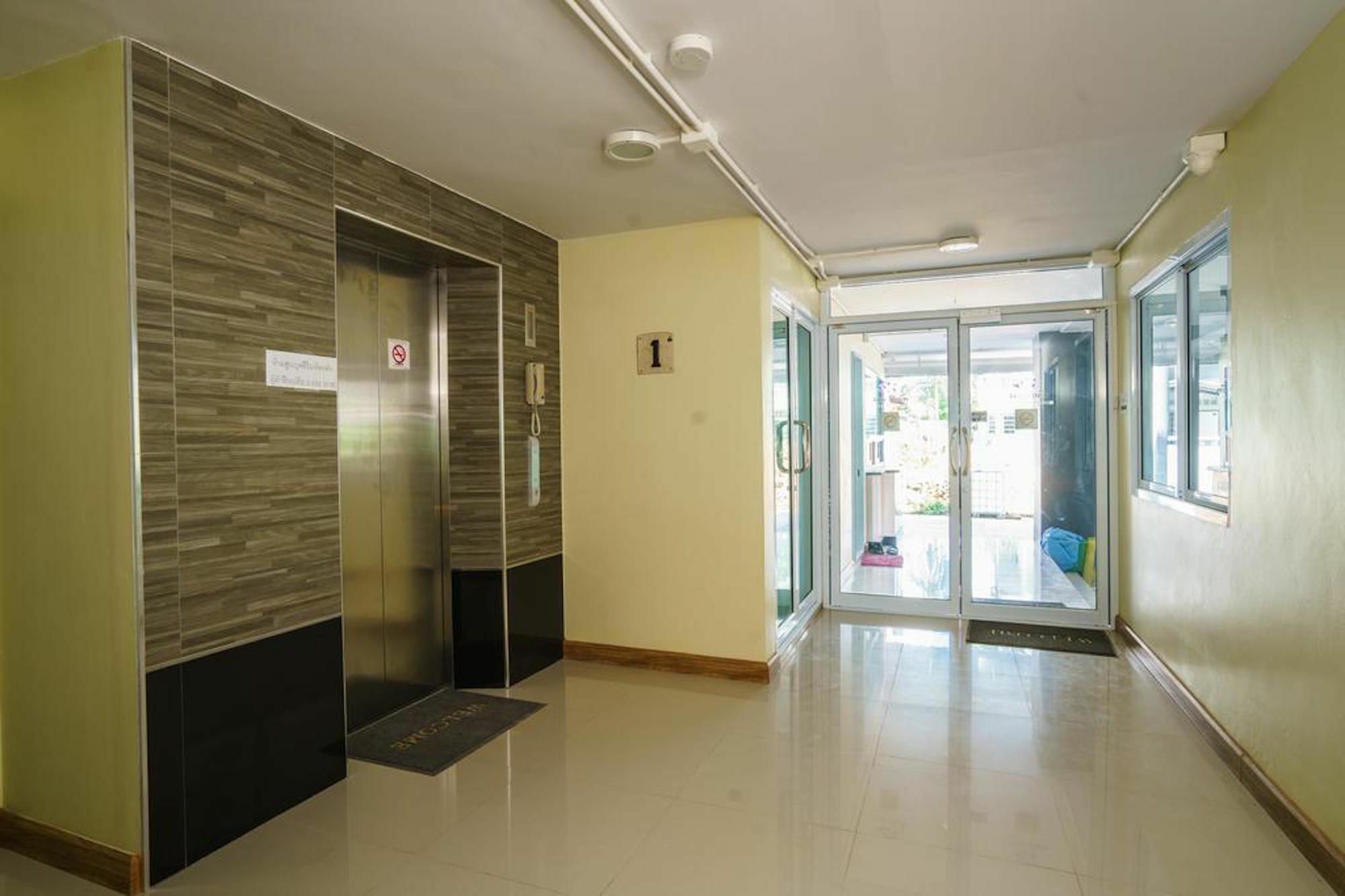 Sritrang Place Hat Yai Luaran gambar